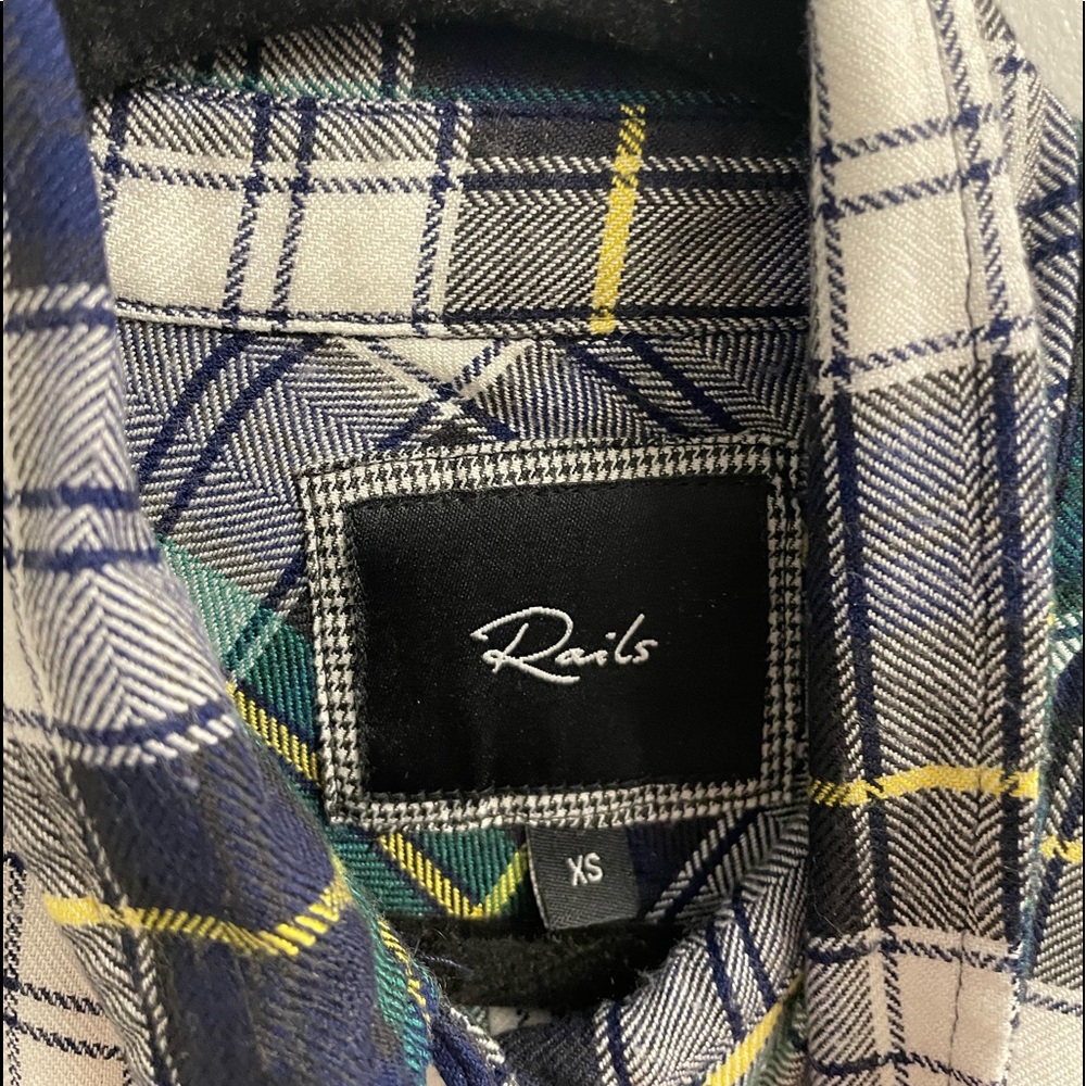 Rails xs plaid flannel button down shirt